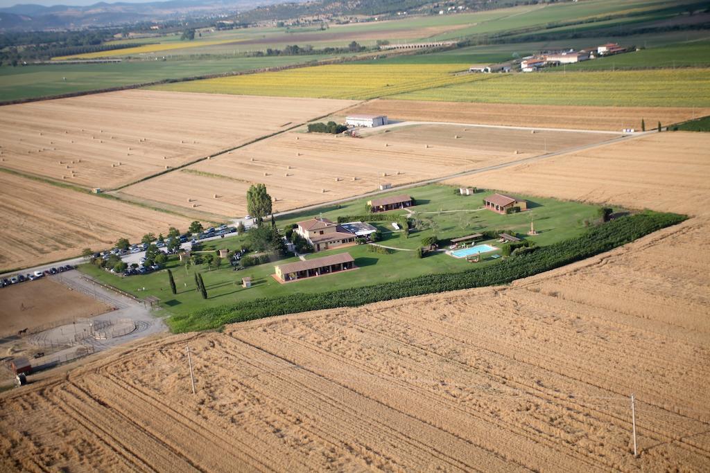 Agriturismo Giuncola & Granaiolo Rispescia Luaran gambar